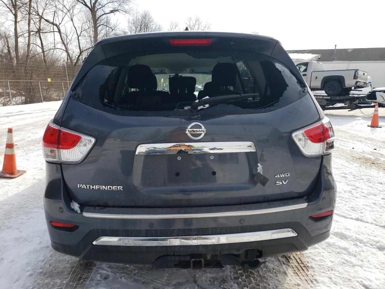 2014 Nissan Pathfinder - Image 6