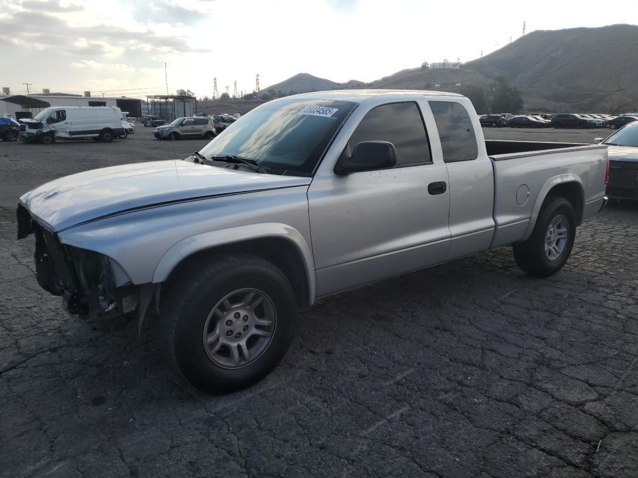 2004 Dodge Dakota - Image 1