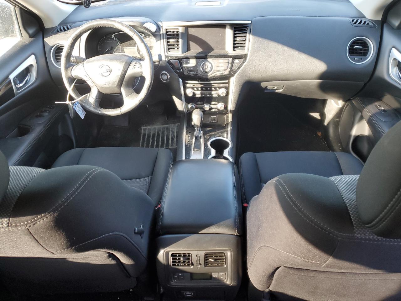 2018 Nissan Pathfinder - Image 8