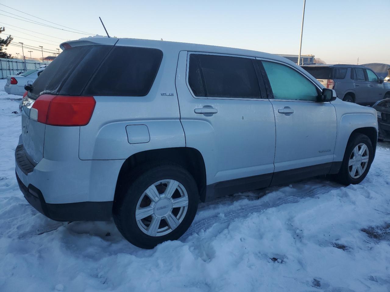 2015 GMC Terrain - Image 3