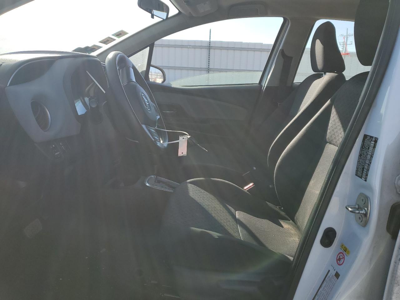 2015 Toyota Yaris - Image 7
