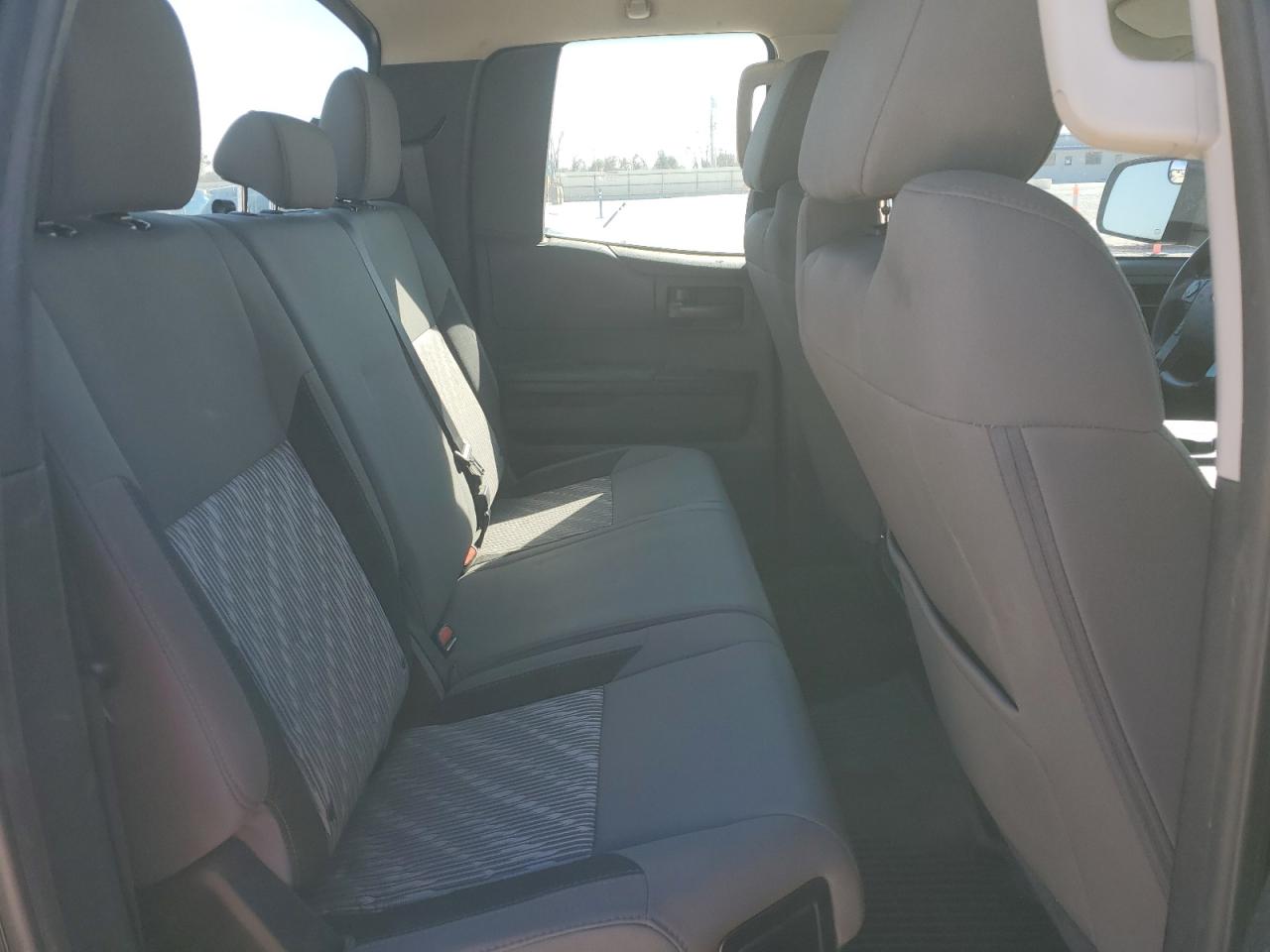 2018 Toyota Tundra - Image 10