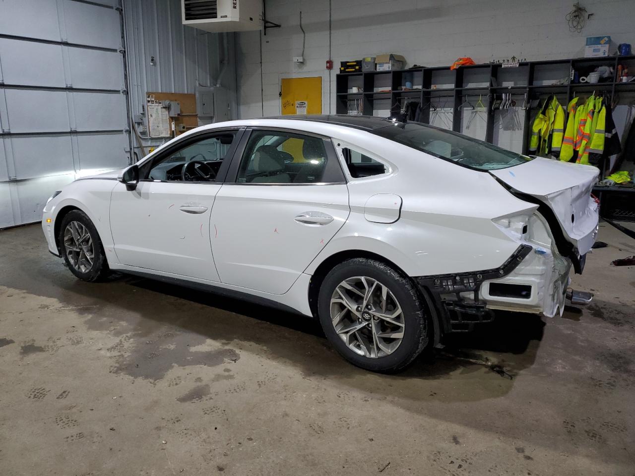 2022 Hyundai Sonata - Image 2