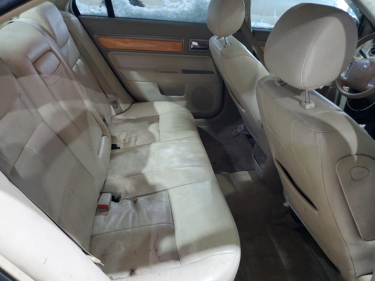 2008 Lincoln MKZ - Image 10