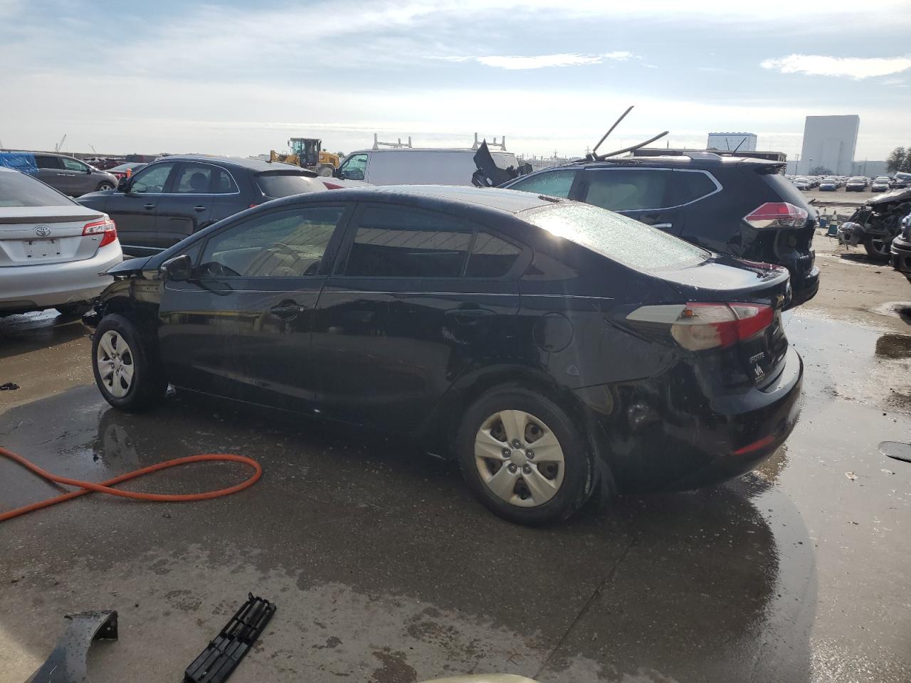 2016 Kia Forte - Image 2