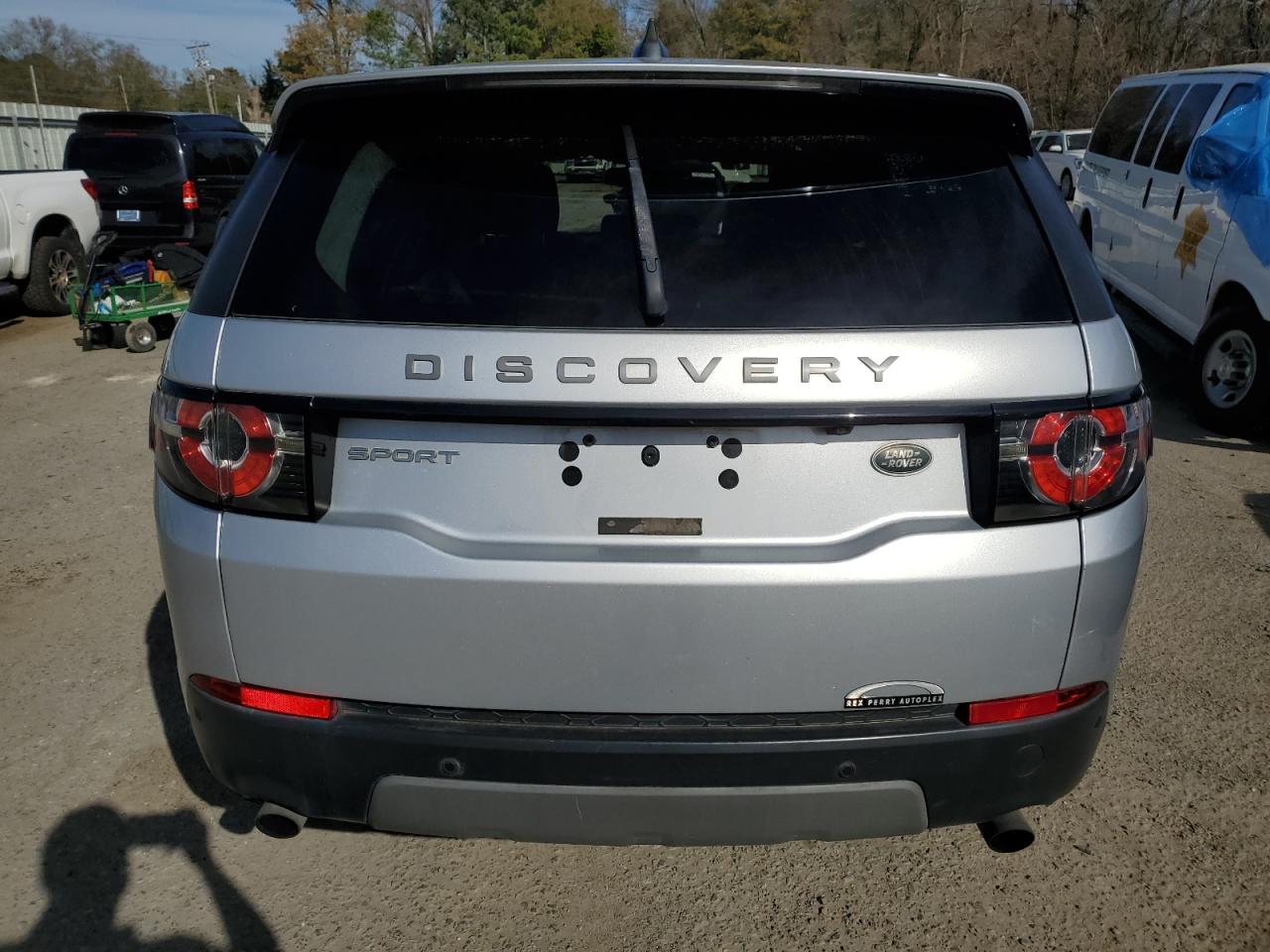 2017 Land Rover Discovery - Image 6