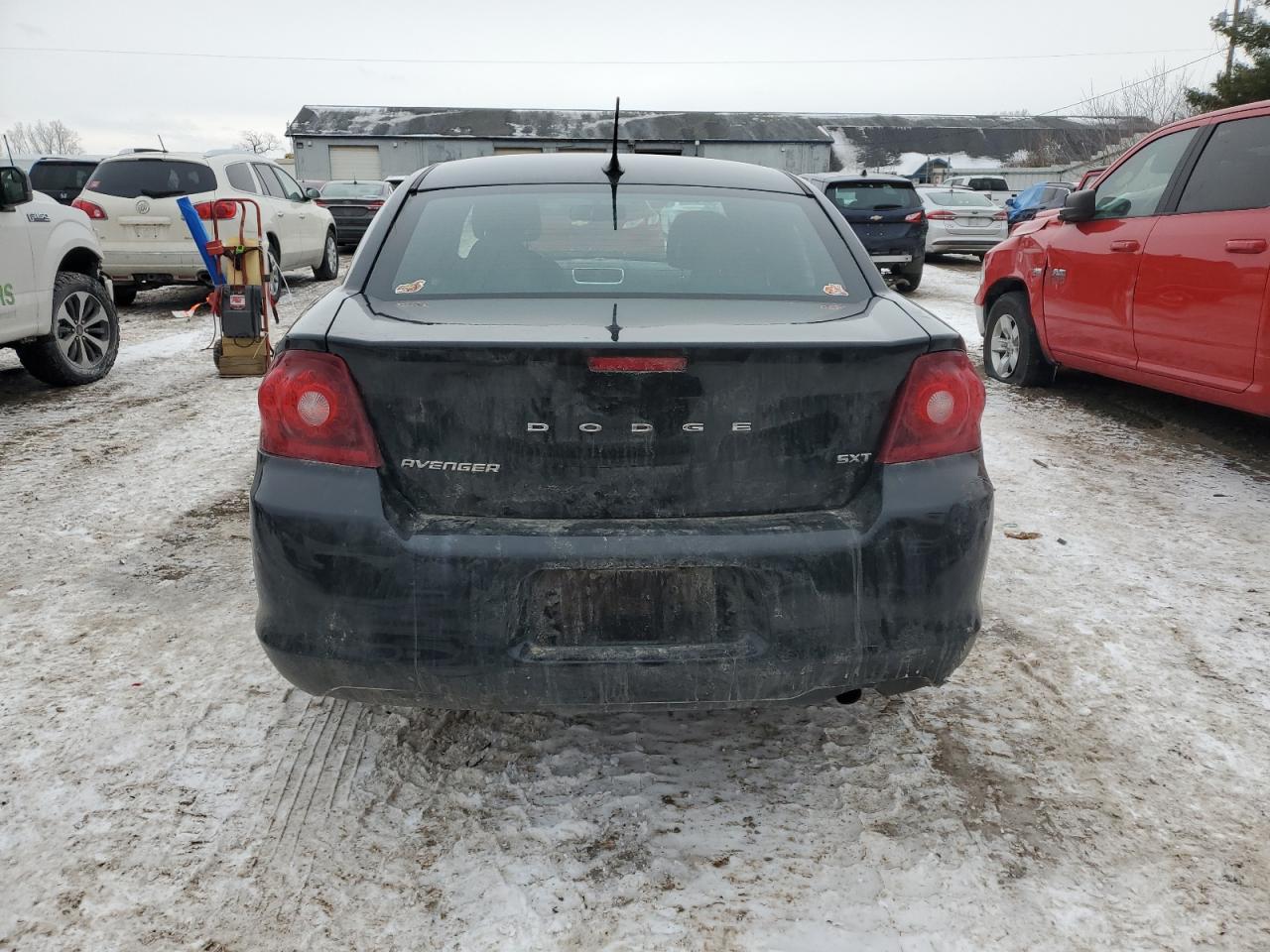 2013 Dodge Avenger - Image 6