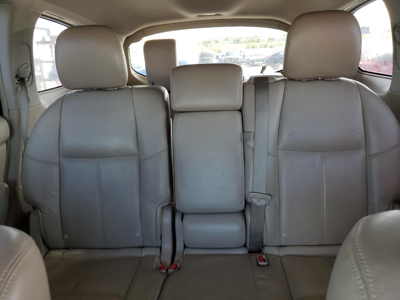 2013 Nissan Pathfinder - Image 10