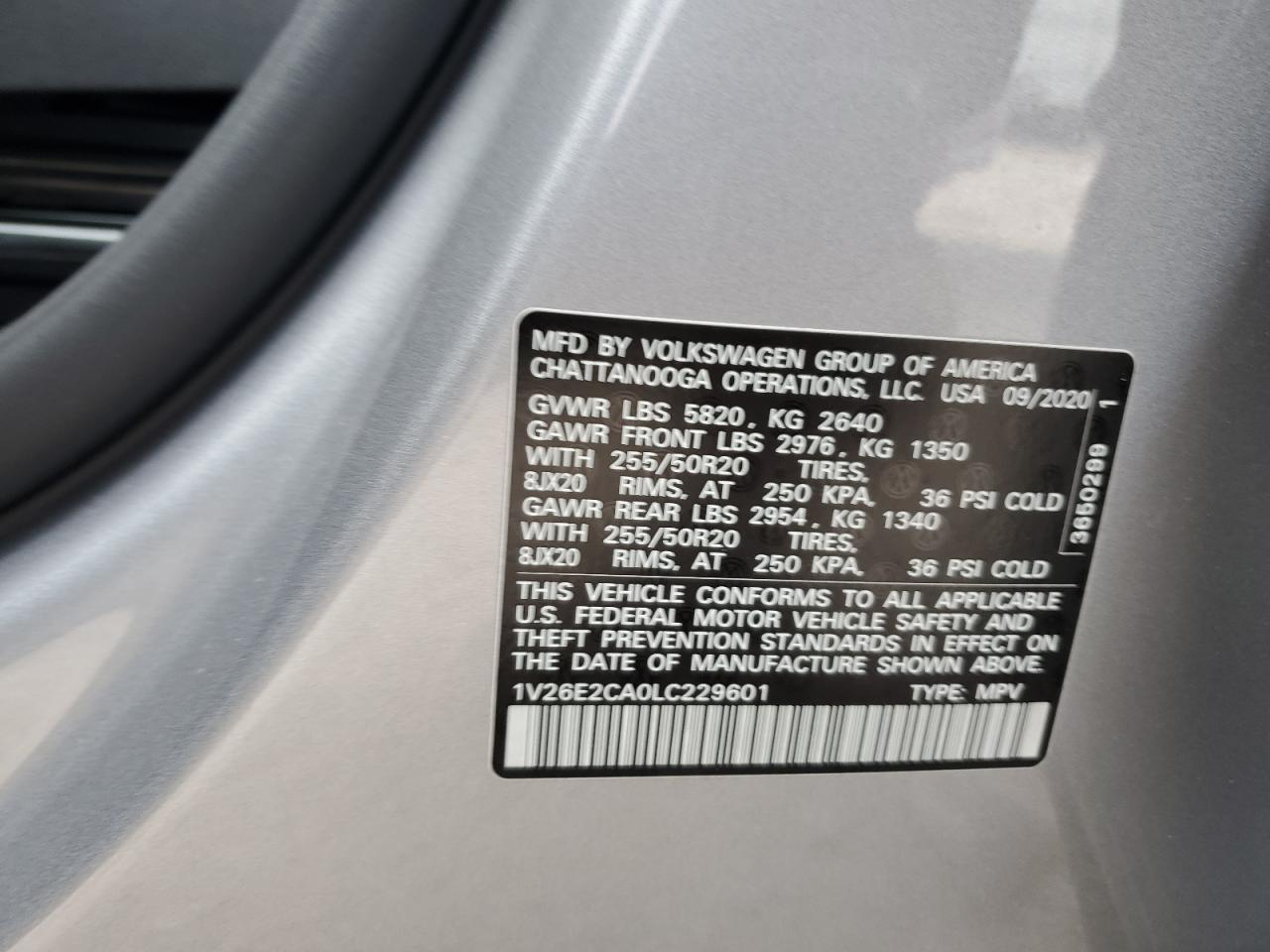2020 Volkswagen Atlas - Image 13