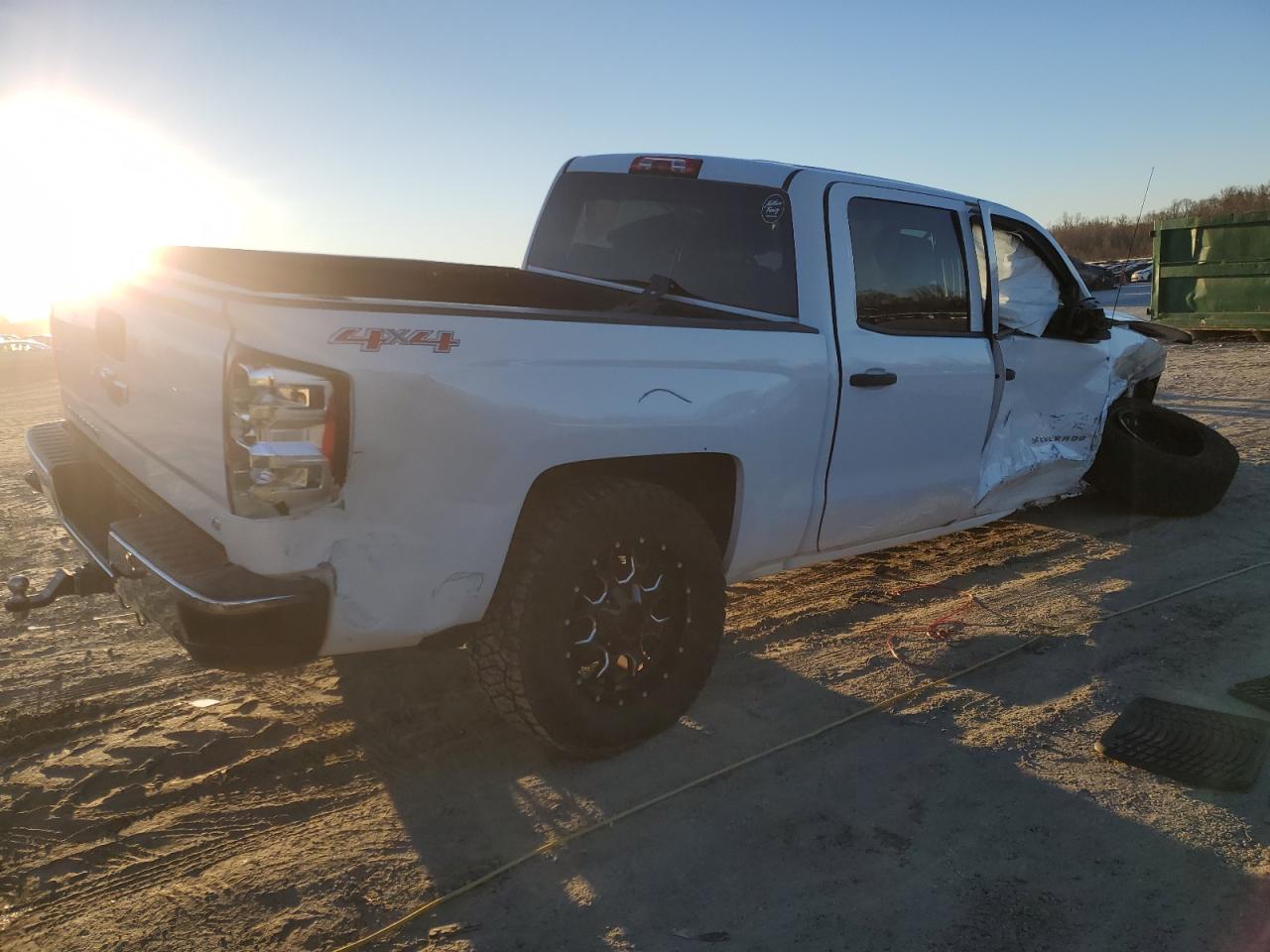 2014 Chevrolet Silverado - Image 3