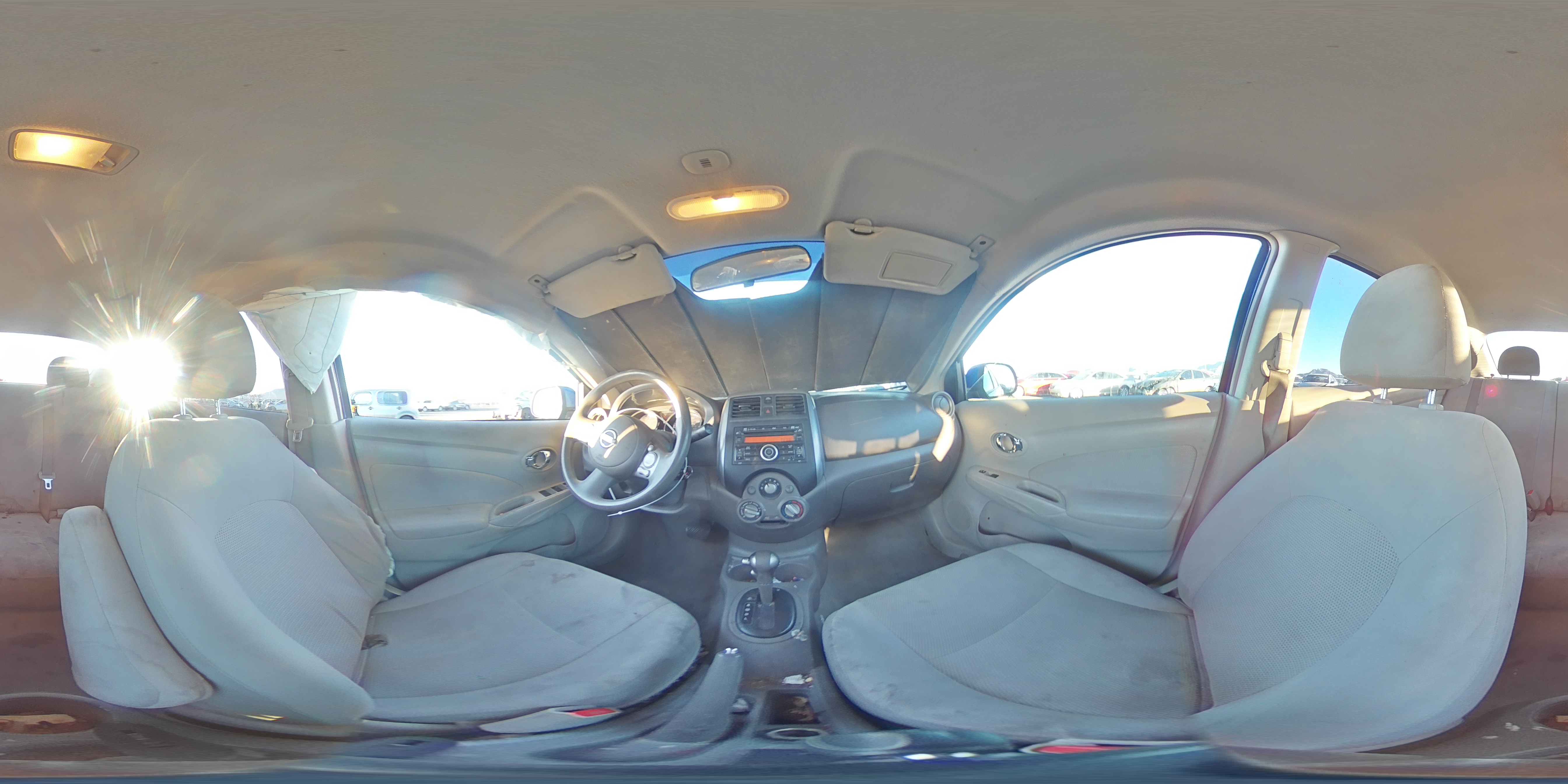 2013 Nissan Versa - Image 13
