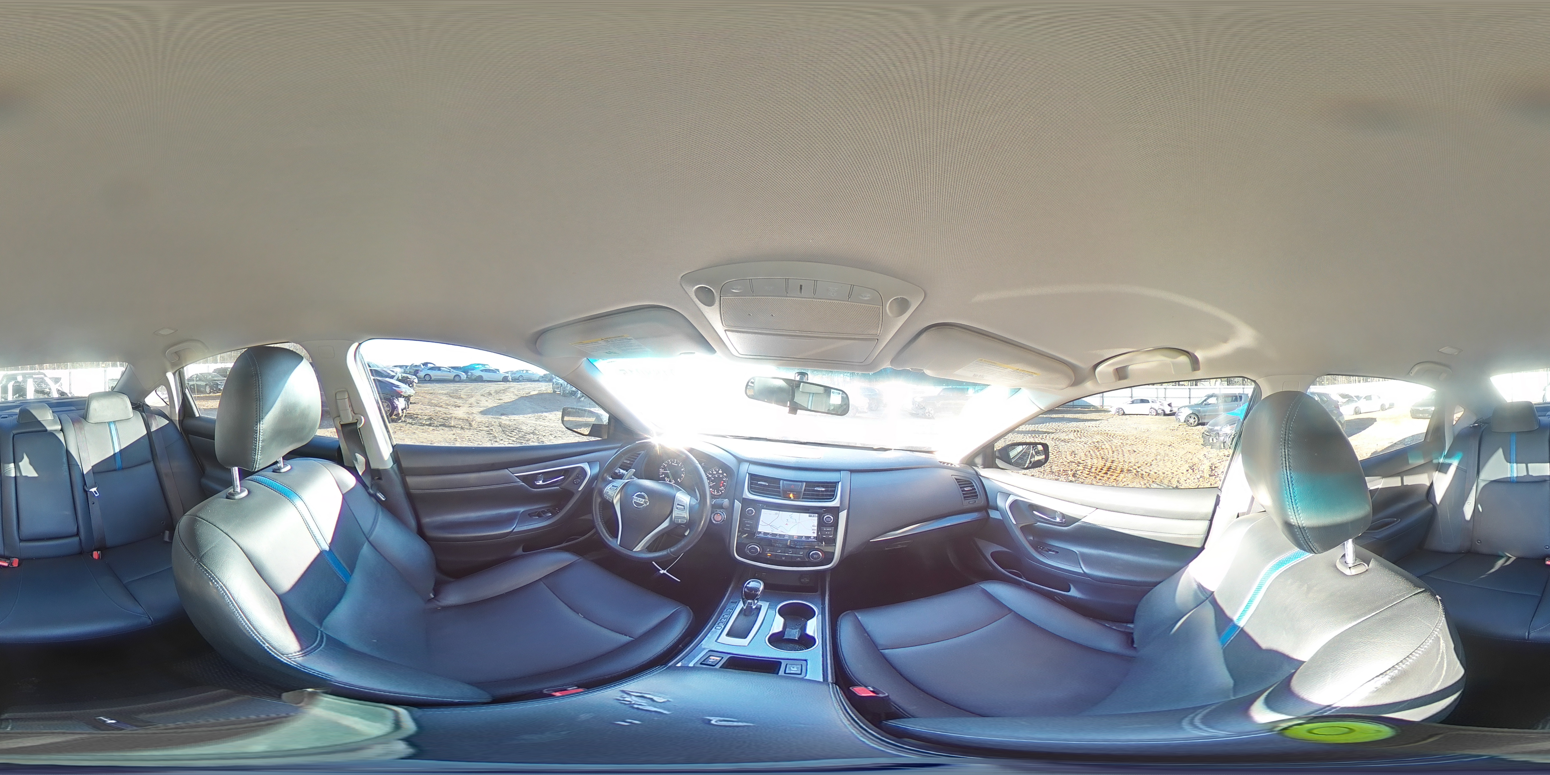 2018 Nissan Altima - Image 13