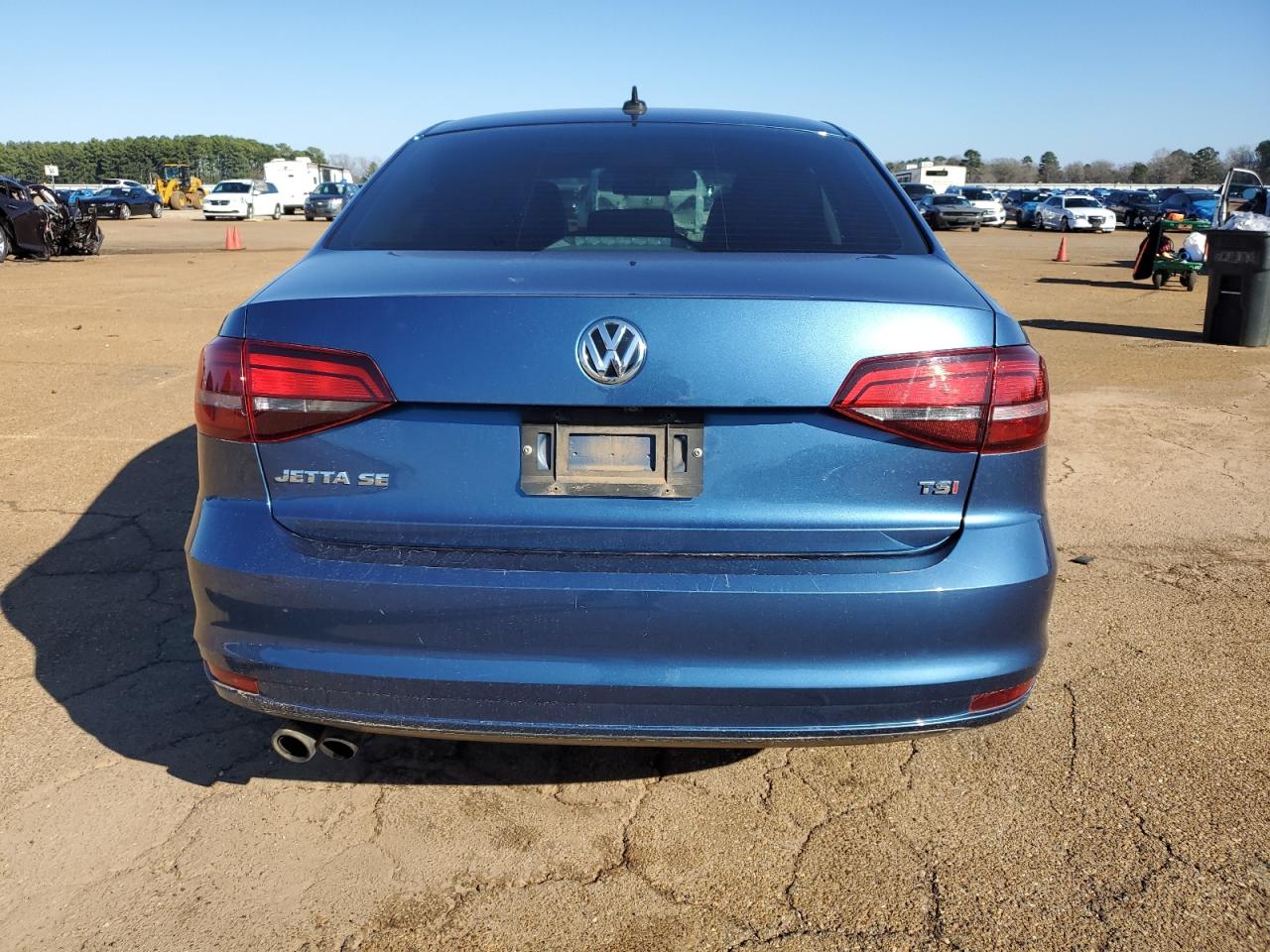 2017 Volkswagen Jetta - Image 6