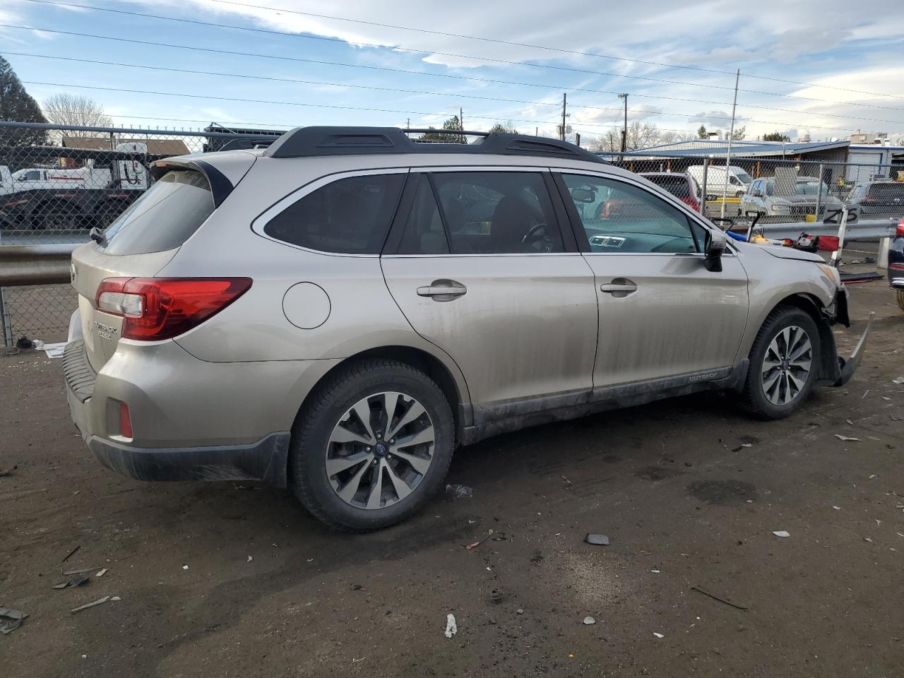 VIN 4S4BSAJC1F3269290 2015 SUBARU OUTBACK no.3