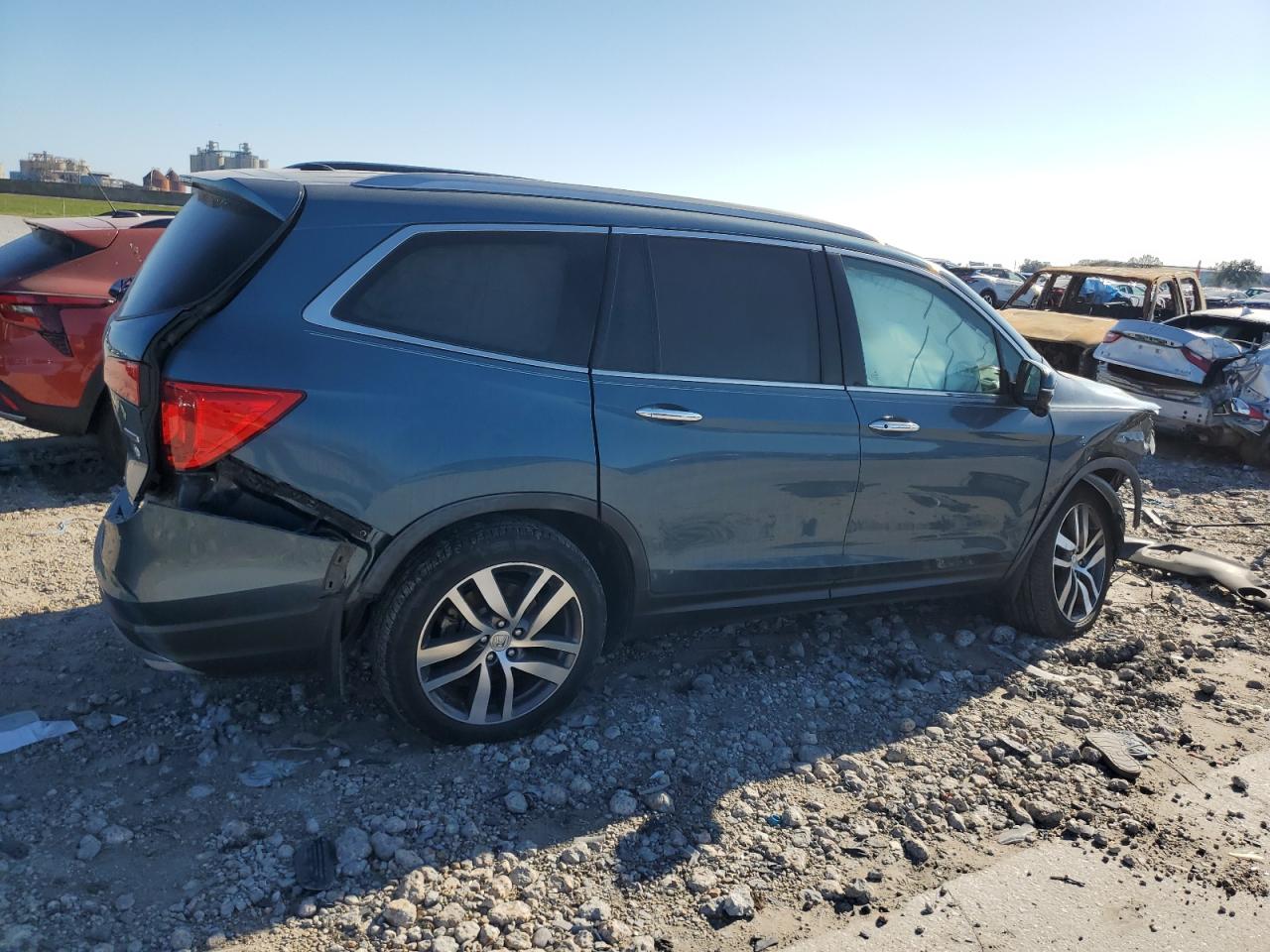 2018 Honda Pilot - Image 3