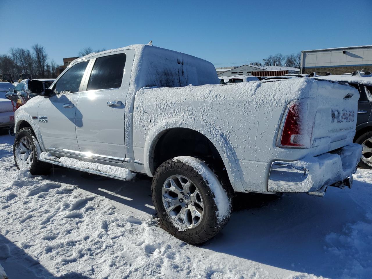 2016 RAM 1500 - Image 2