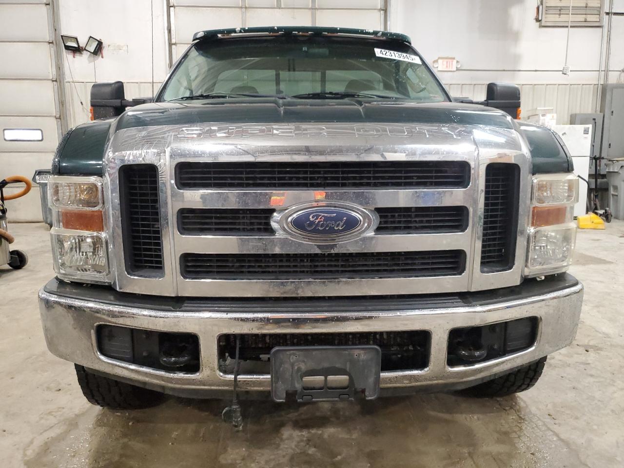 2008 Ford F350 - Image 5