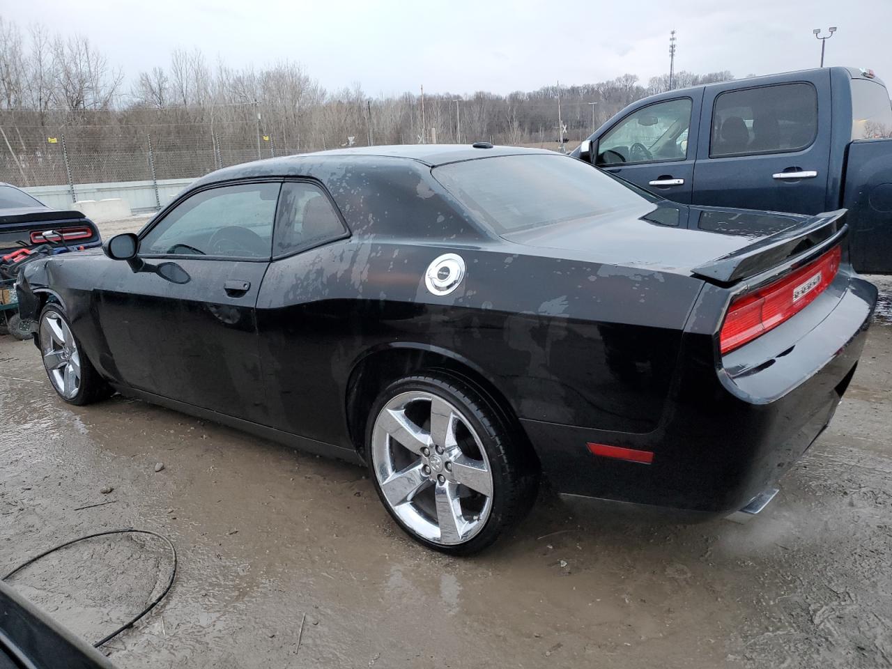 2013 Dodge Challenger - Image 2