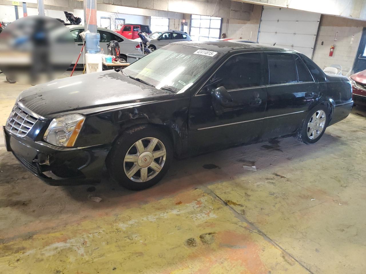2007 Cadillac DTS - Image 1