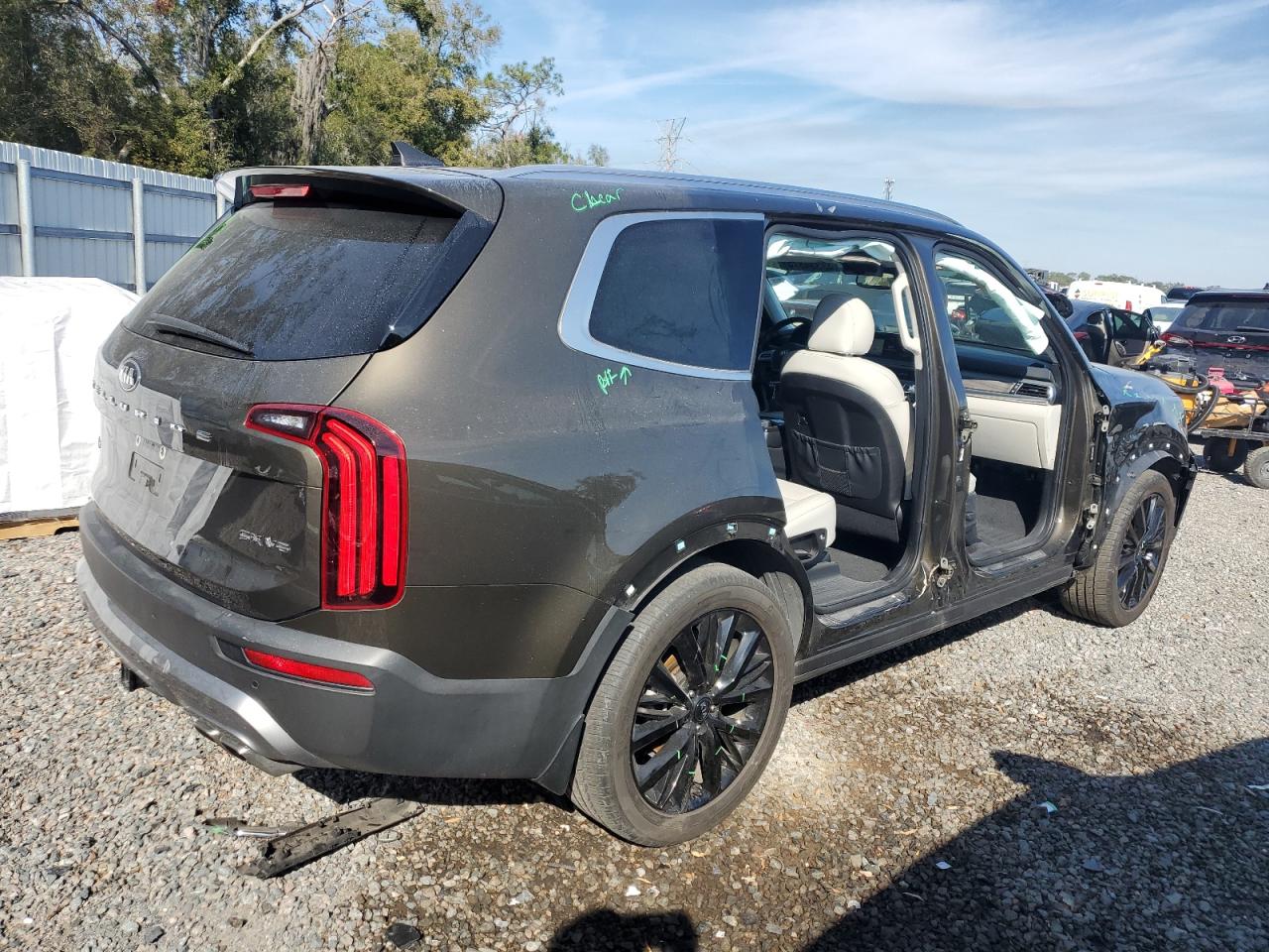 2021 Kia Telluride - Image 3