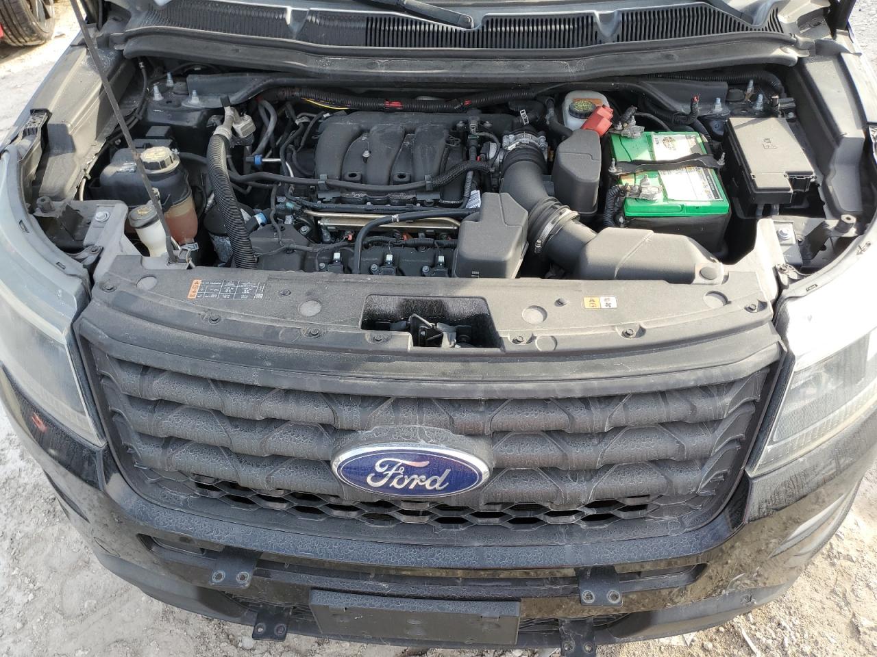 2017 Ford Explorer - Image 12