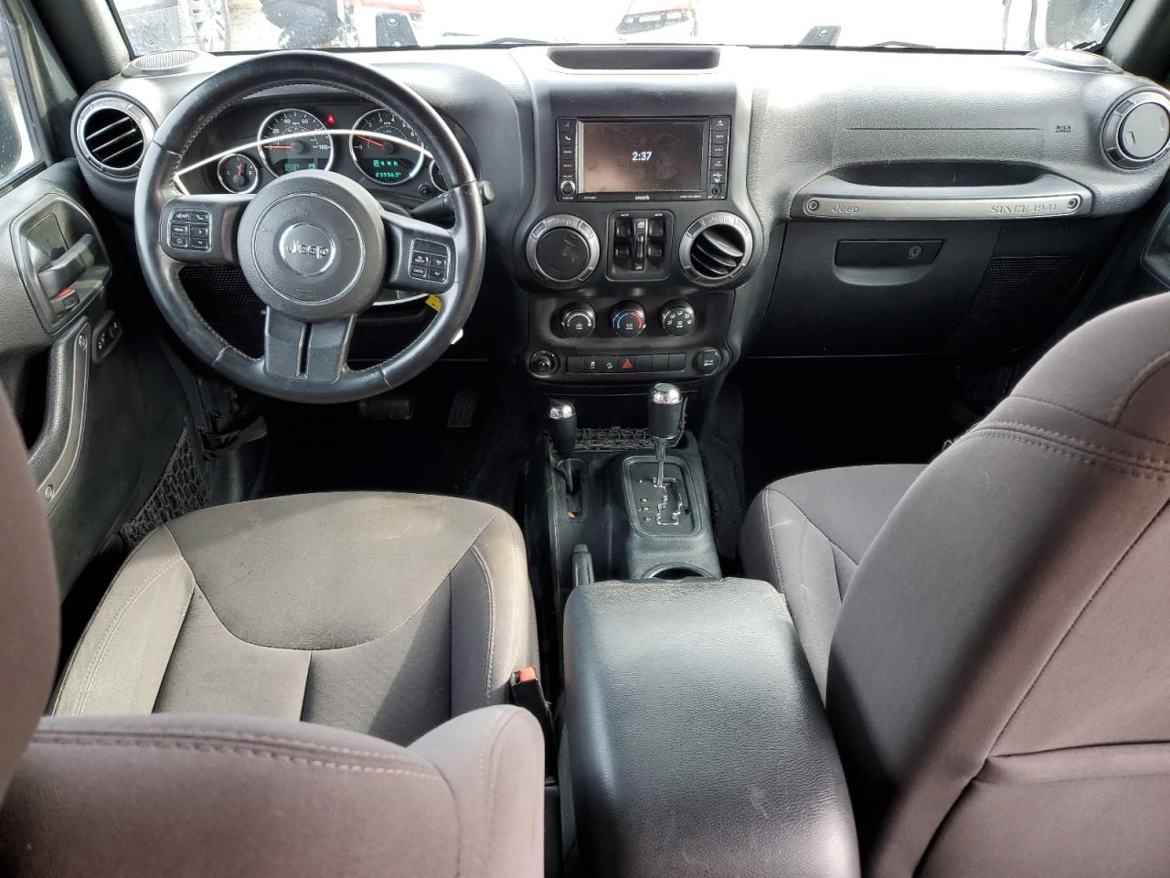 2018 Jeep Wrangler - Image 8