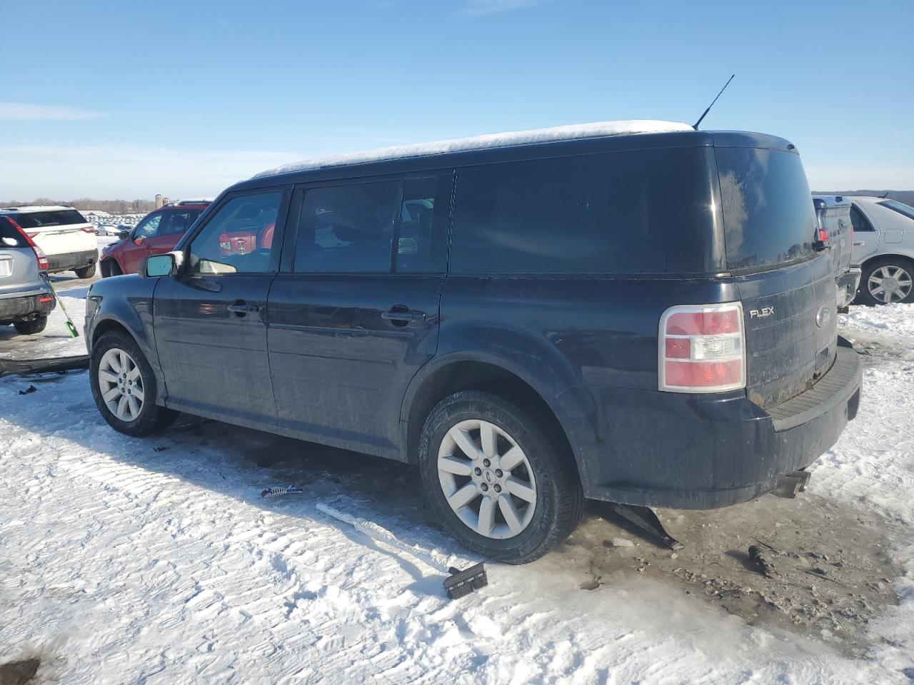 2009 Ford Flex - Image 2
