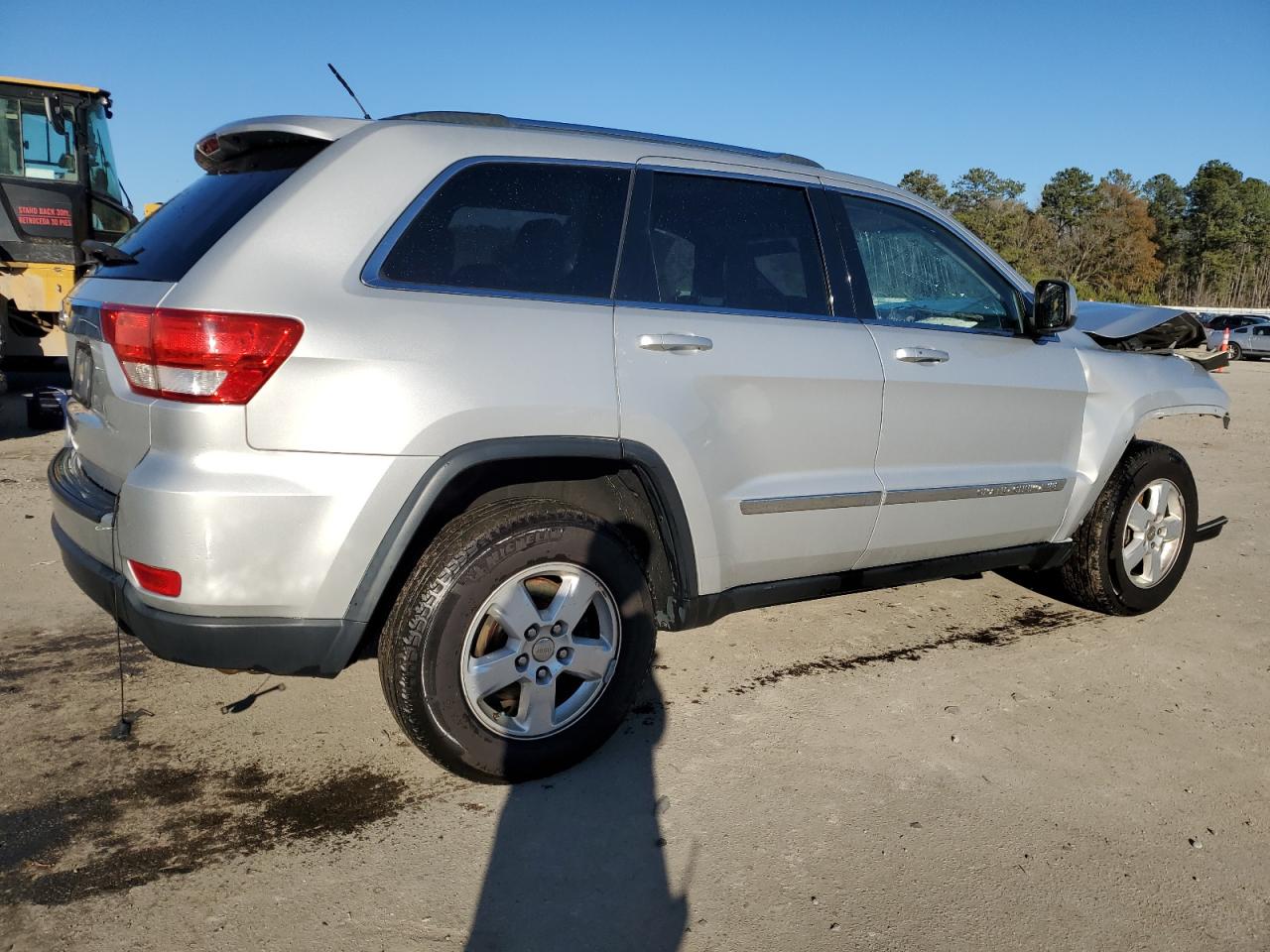 2013 Jeep Grand Cherokee - Image 3