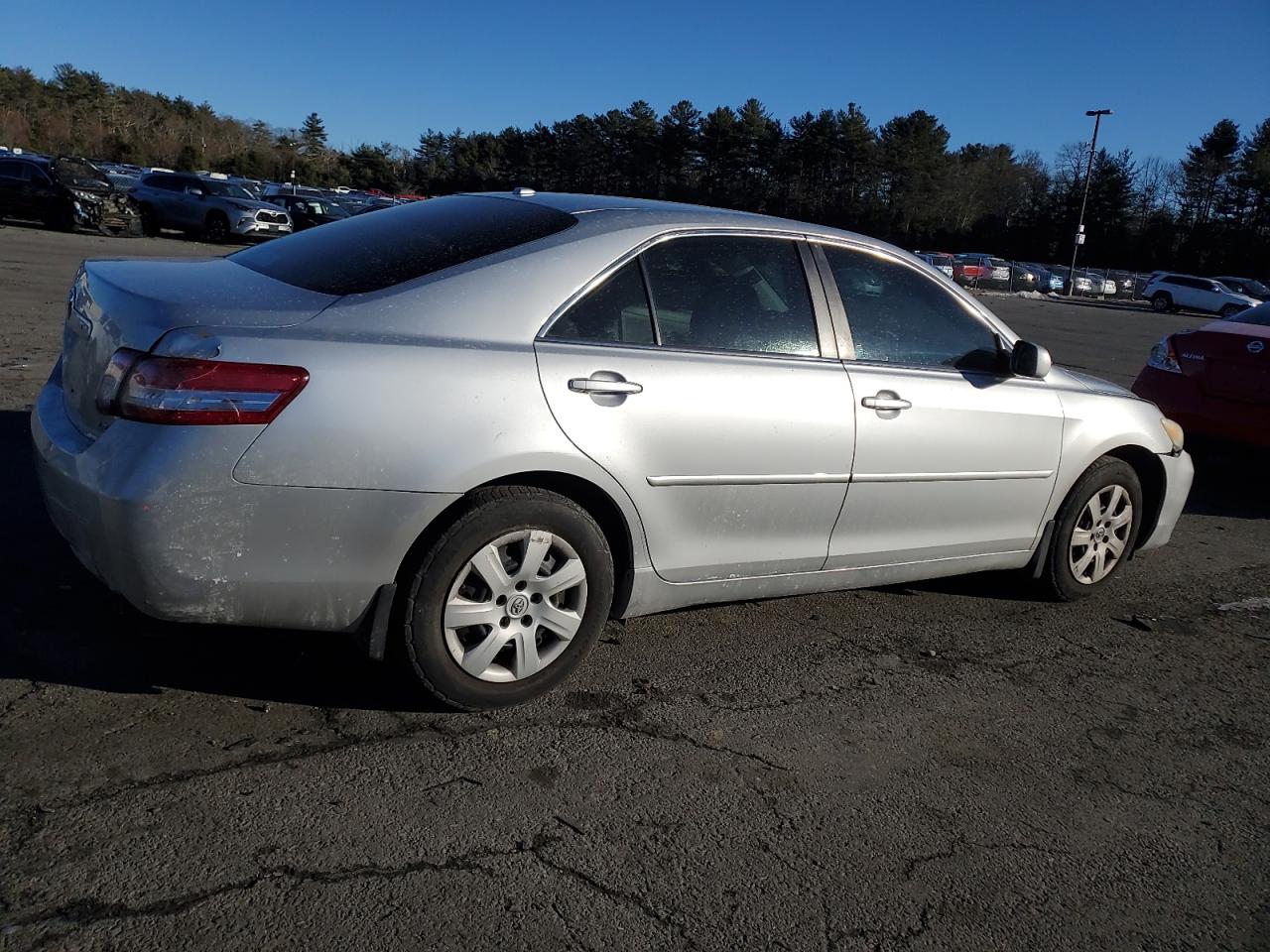 2010 Toyota Camry - Image 3