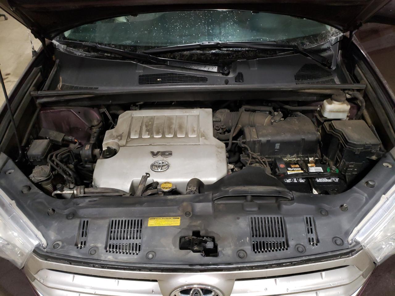 2011 Toyota Highlander - Image 12