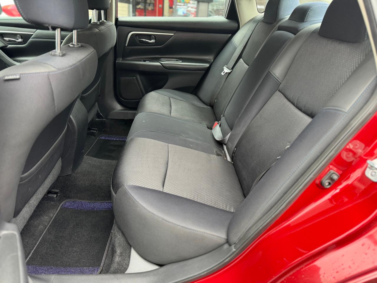 2016 Nissan Altima - Image 6