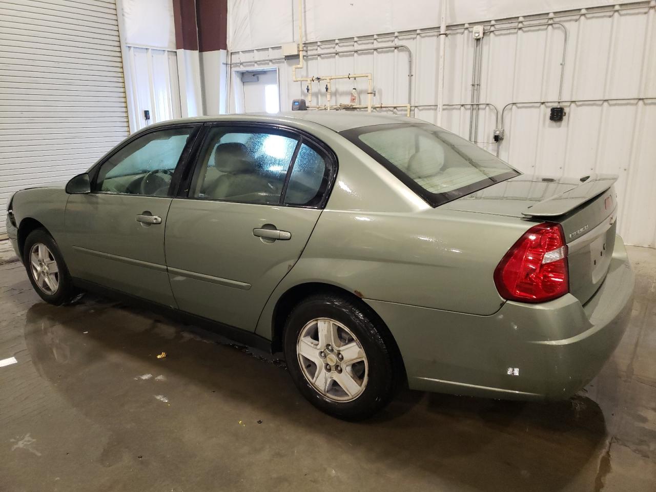 2005 Chevrolet Malibu - Image 2