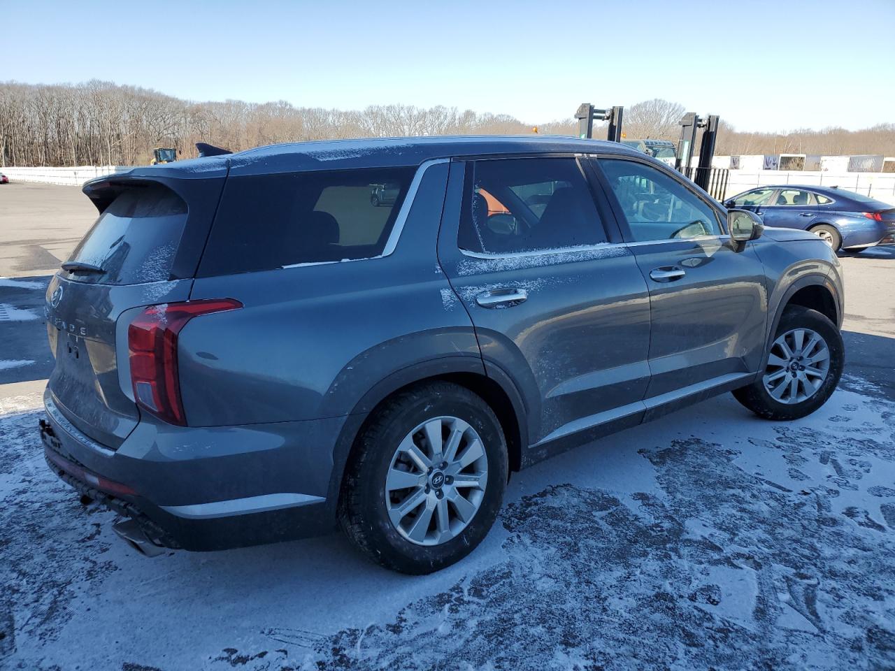 2024 Hyundai Palisade - Image 3