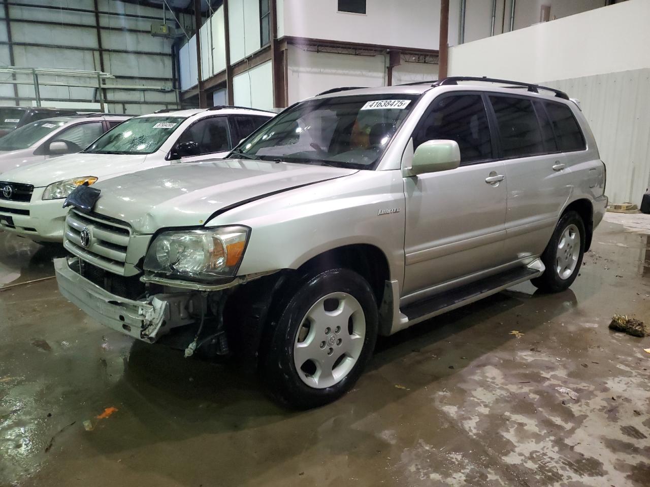 2005 Toyota Highlander - Image 1