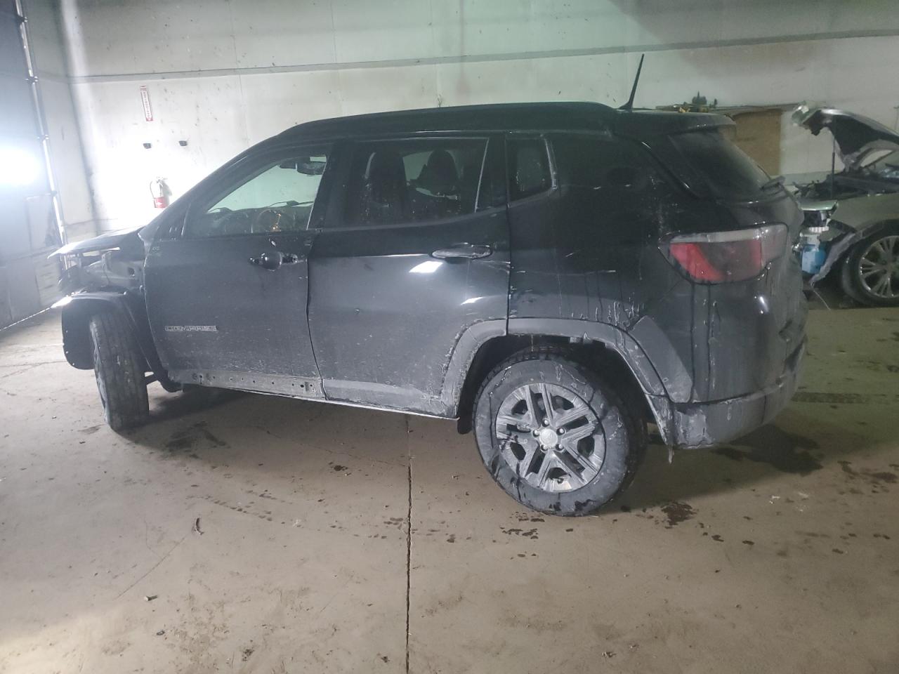 2018 Jeep Compass - Image 2