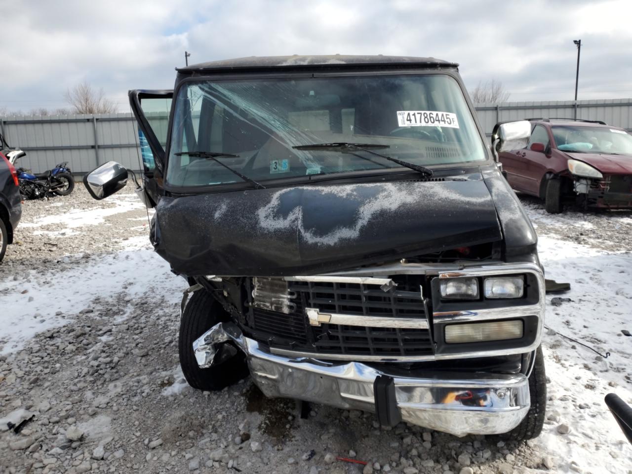 1994 Chevrolet Van - Image 5