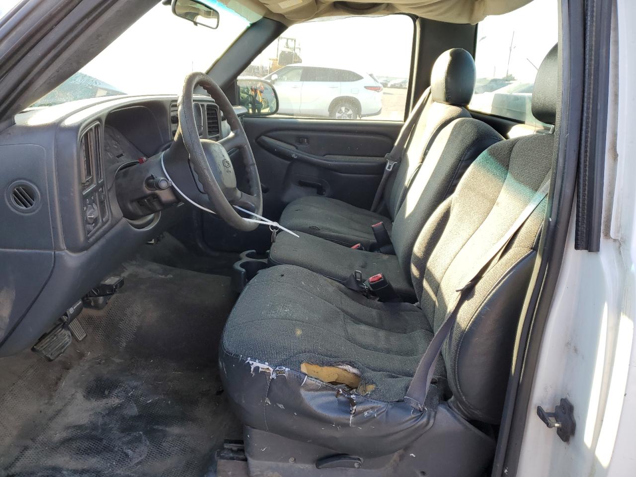 2002 Chevrolet Silverado C1500 VIN: 1GCEC14V42Z226209 Lot: 87553775