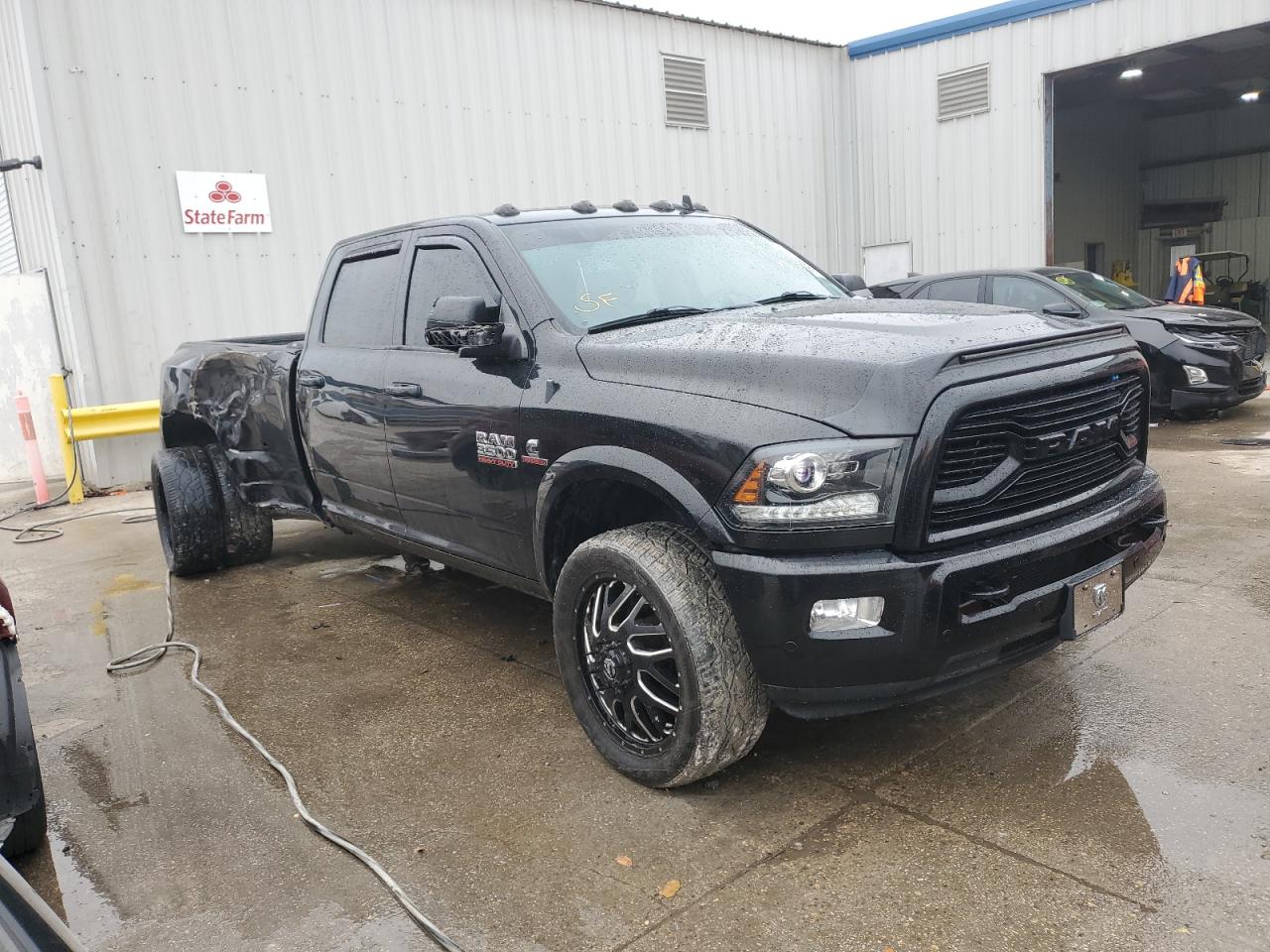 2018 RAM 3500 - Image 4