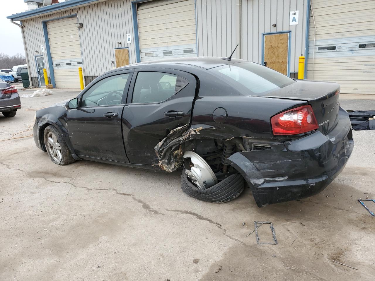 2012 Dodge Avenger - Image 2