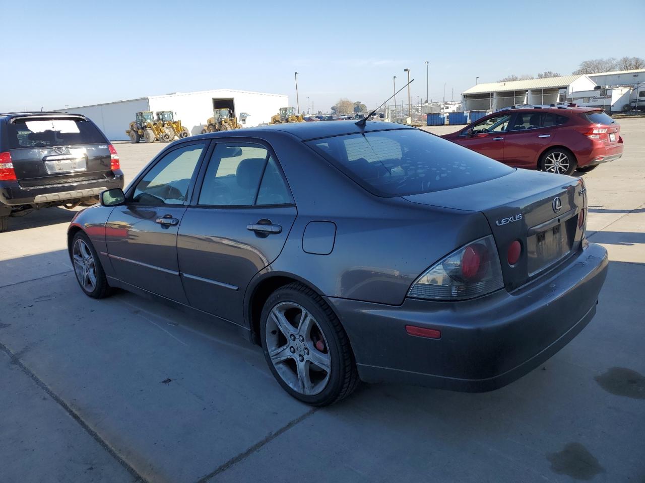 2002 Lexus IS - Image 2