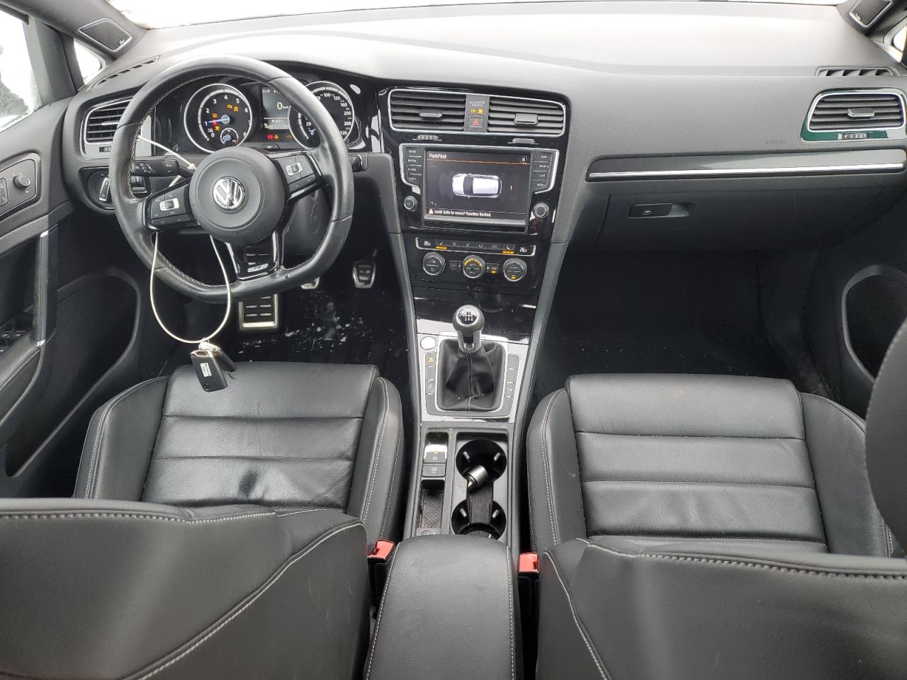2016 Volkswagen Golf - Image 8