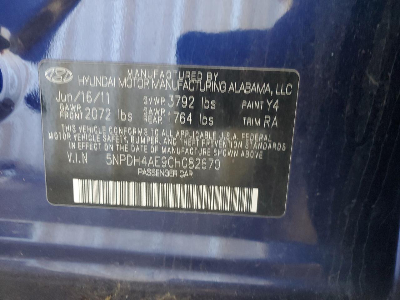2012 Hyundai Elantra - Image 12