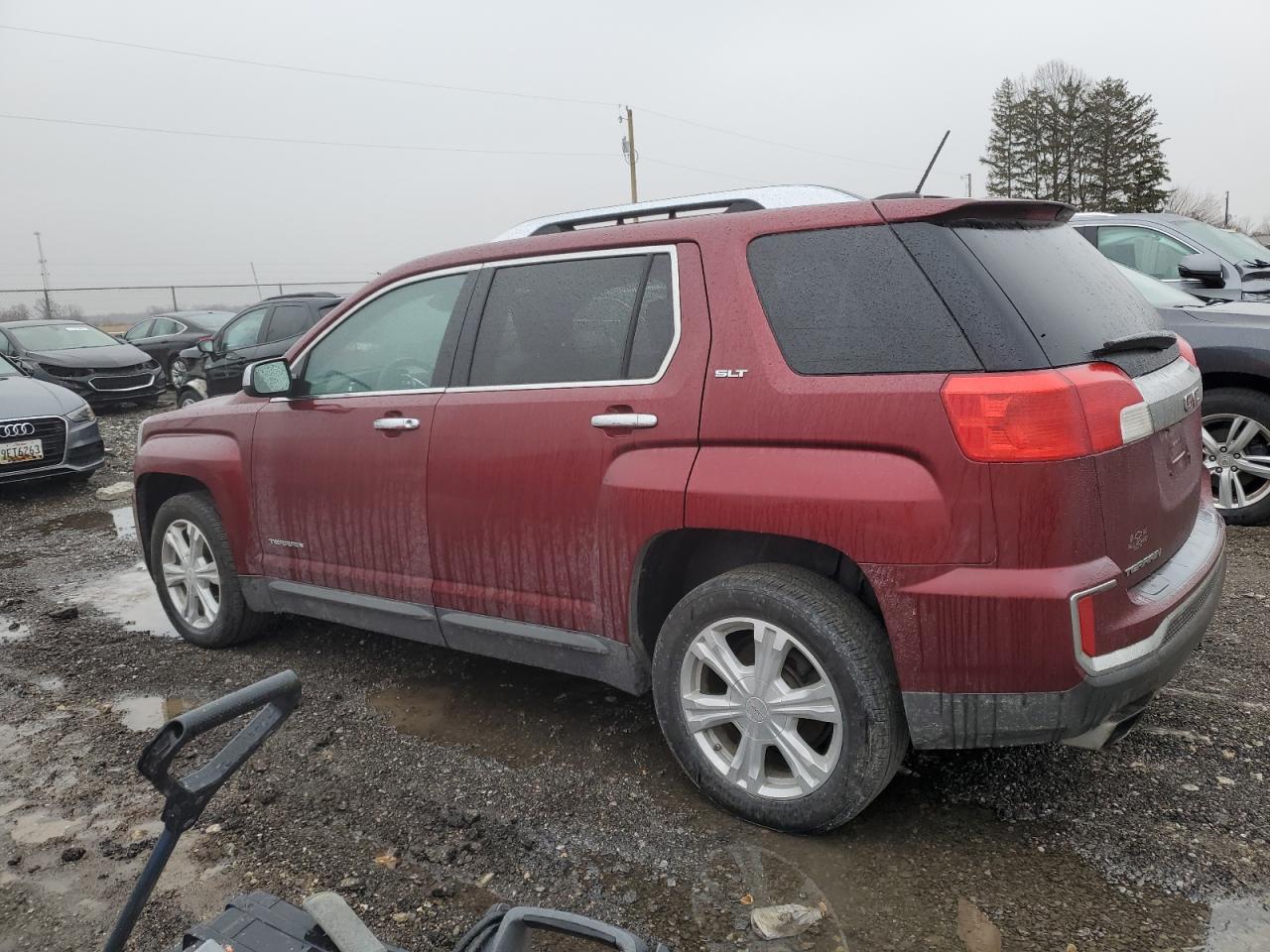 2017 GMC Terrain - Image 2