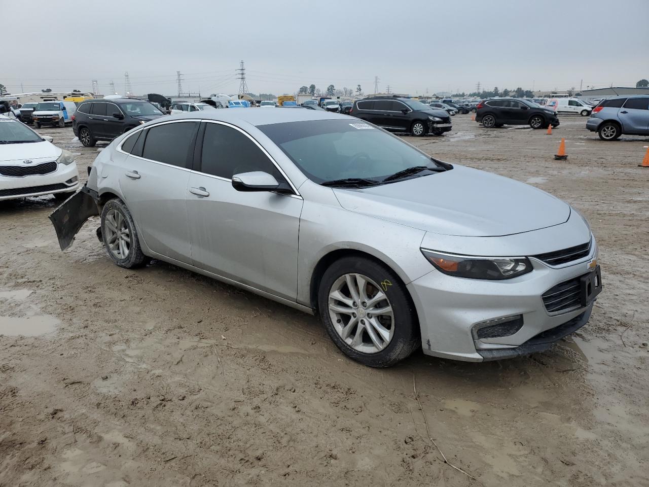 2018 Chevrolet Malibu - Image 4