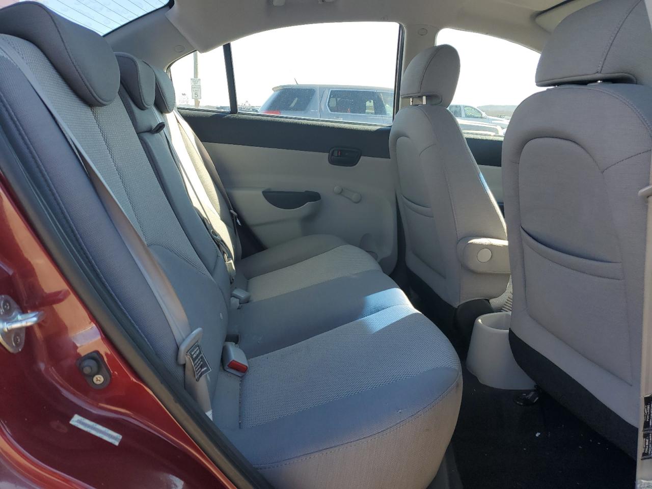 2008 Hyundai Accent - Image 10