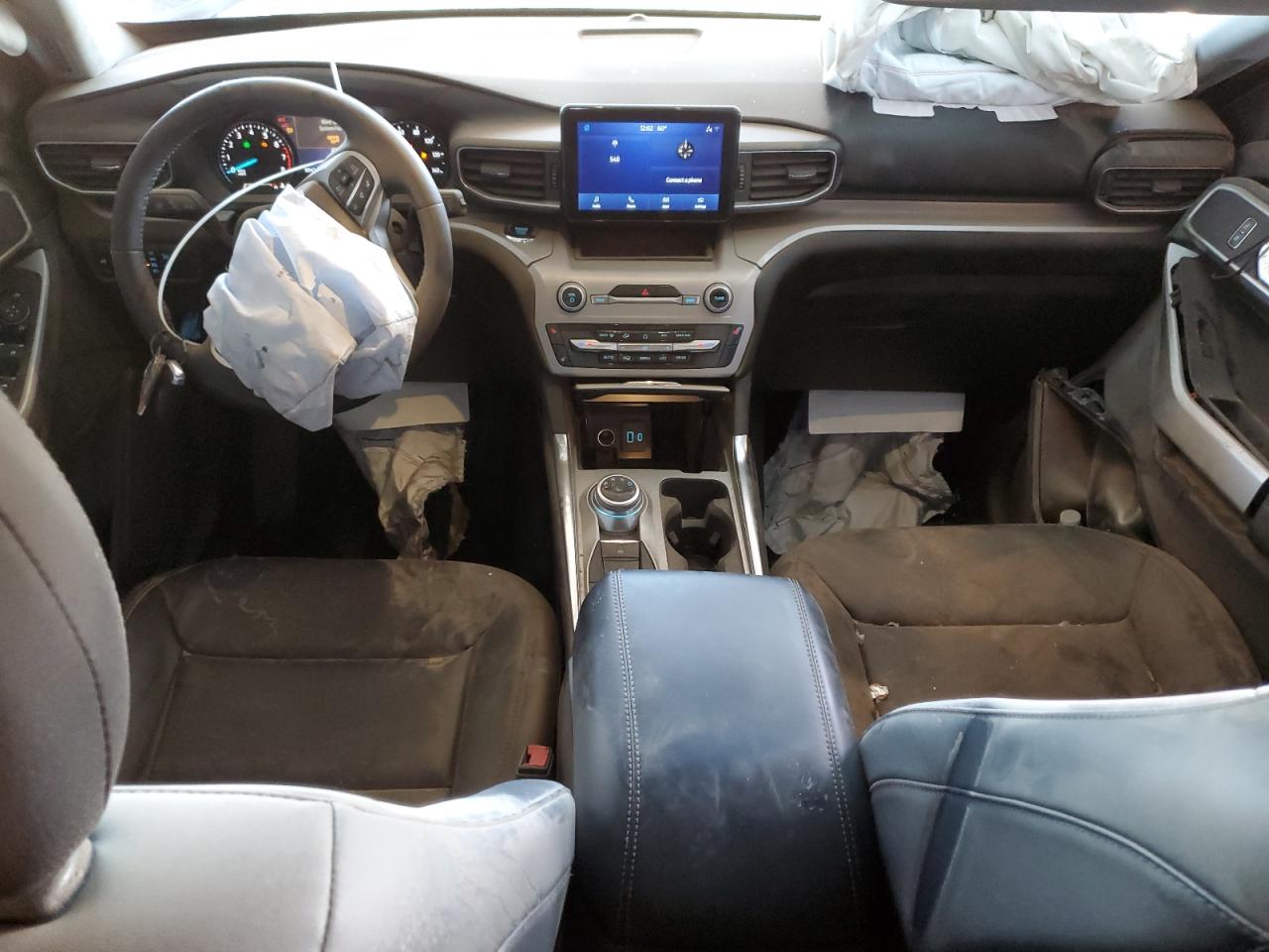 2023 Ford Explorer - Image 8