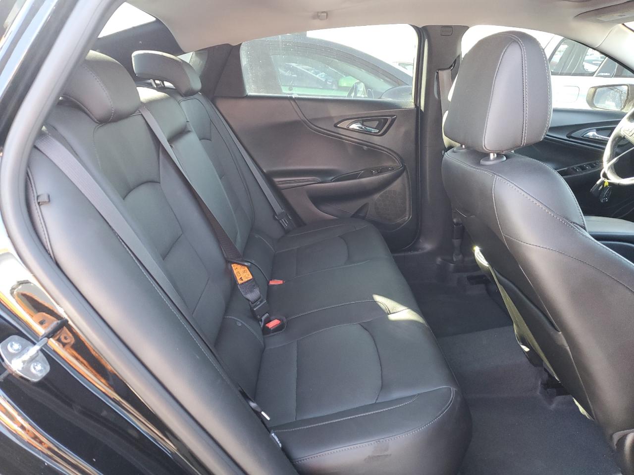 2019 Chevrolet Malibu - Image 10