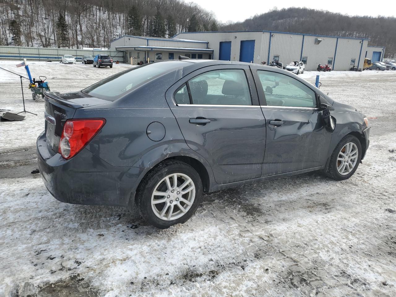 2013 Chevrolet Sonic - Image 3