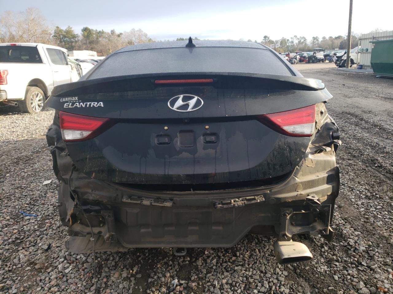2015 Hyundai Elantra - Image 6