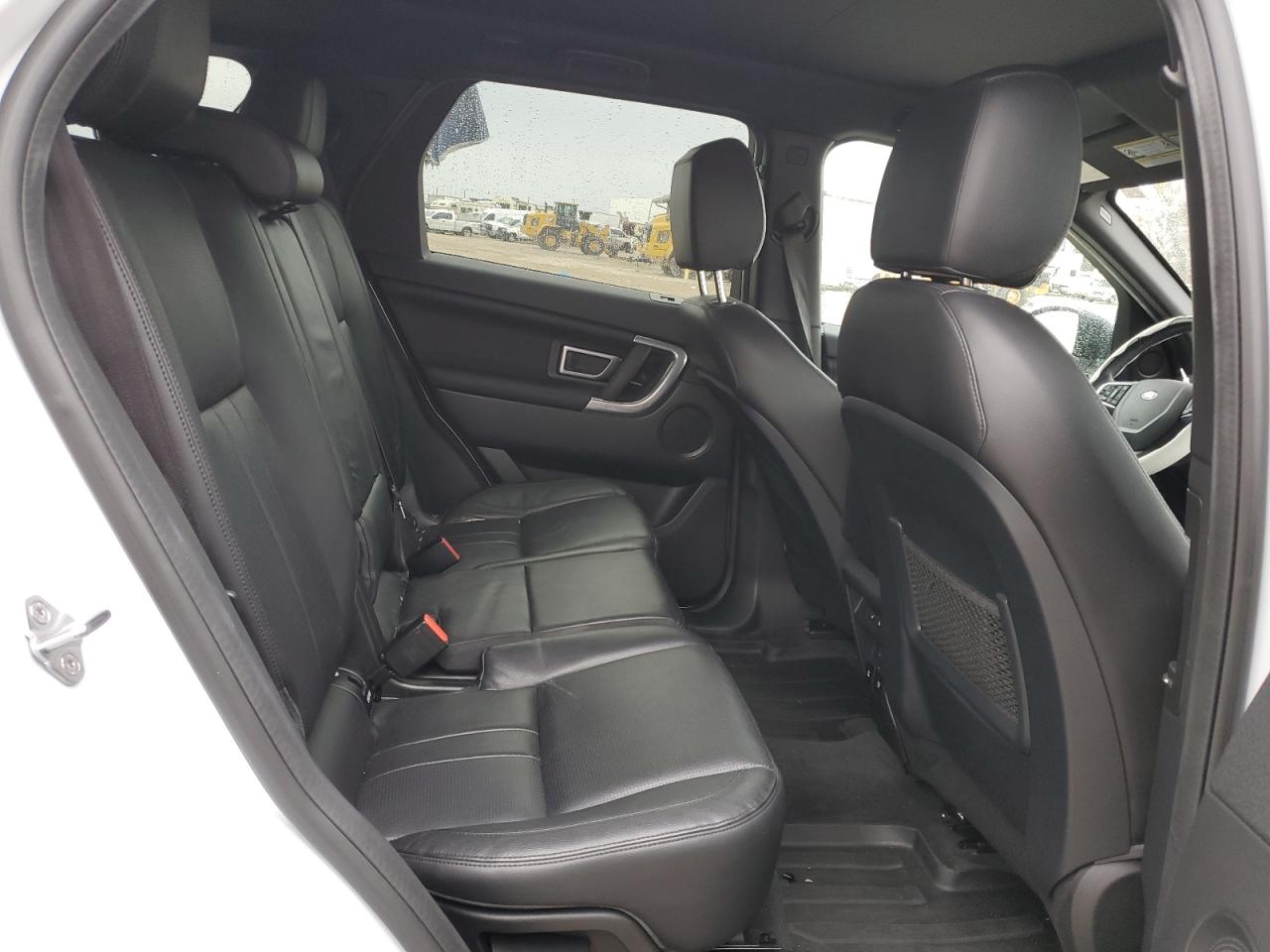 2019 Land Rover Discovery - Image 11
